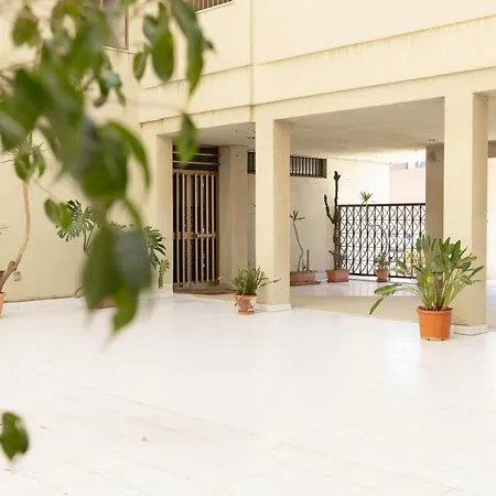 Ice - Free Wifi & Parking 콰르투 산텔레나