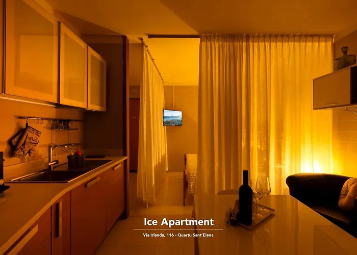 Ice - Free Wifi & Parking * Quartu SantʼElena